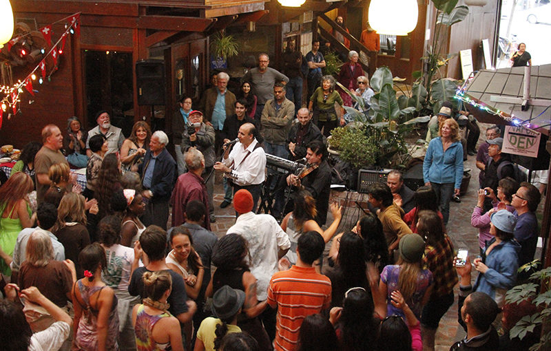 Enjoy san francisco union street festival Events by Train with Capitol